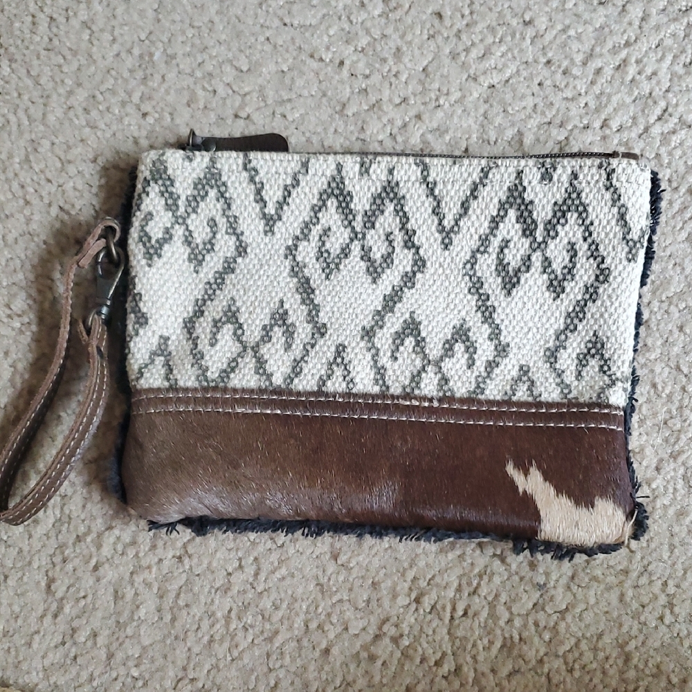 Myra Bag Wristlet